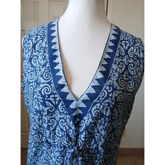 Gap Blouse Women’s Size Medium  V Neck Sleeveless Floral Blue Bohemian Peasant - Picture 6 of 14
